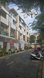 nhà cho thuê khu vip 295 tân kỳ tân quý. dt 5x20m 2 lầu giá 25tr /1 tháng