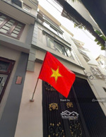 cho thuê nhà nguyên căn gần ô tô phố bồ đề 38m2 3t 2pn giá 9 triệu