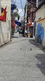 Siêu phẩm cho Gia Đình - Ngã 6 Lý Thái Tổ - 40m2, 5PN, cứng cáp, sát mặt tiền - giá tốt.