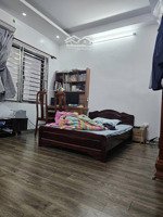 bán nhà cao bá quát - 4 tầng - sổ riêng - ô tô lùi sát cửa - 5 m ra phố cao bá quát