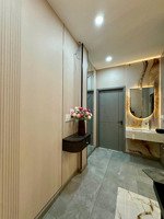 nhà đẹp nội thất cao cấp mới xây tại hẻm 160, đường số 1, 5,6 tỷ, 52m2, 3pn, 3wc