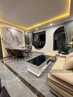 giảm ngay 500 triệu cho ai mua nhà 5 tầng 100m2, mặt tiền 20m tại tiểu kdt vạn phúc.