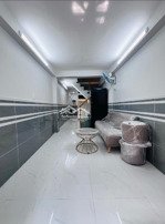 nhà mới q7- 3 tầng chỉ 2tỷ sở huử góc 2 mt kế mặt tiền htp