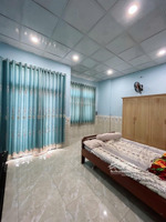 nhà btct 3 tầng, mtkd 20m, pn trệt kdc thắng lợi hoàn công gần ngã tư 550 dĩ an- 5t x thương lượng