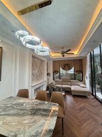 nhà mới 6 tầng thang máy phố nguyễn văn cừ - 75m2 nội thất đẳng cấp ôtô đỗ cổng - chỉ 15,8 tỷ