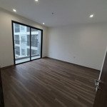 cho thuê siêu rẻ căn 2n2wc giá 7tr5/th toà zr3 mới bàn giao nguyên bản (có bếp,hệ tủ bếp)