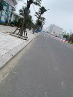 bán nhanh lô đất mặt biển sầm sơn- đường hồ xuân hương- sầm sơn- thanh hoá. lh: 