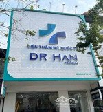 bán nhà siêu vị trí mặt tiền trần hưng đạo - quận 1 - (5x15m) - 3 tầng - hđt: 135tr/tháng - 32 tỷ