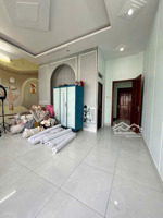 b.á.n n.hà hxh, 100m2 (5.5x18m) xây trệt 2lầu st, nhà như mới ở liền, giáp tân phú. q.6