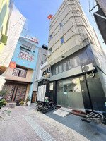 gà đẻ tứng vàng! doanh thu 110triệu / tháng, 15 phòng, thang máy ,ngay hàng xanh