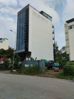 cho thuê tòa nhà văn phòng mặt tiền đường đặng như mai 8x20 hầm 7 tầng nổi giá 130tr/th, có vat