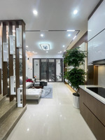 giảm giá sốc phố lê thanh nghị, ngõ thông kinh doanh, nhà đẹp lung linh, tặng full thất, 40m*5t.