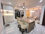 hà bán 2pn full nội thất, block m8 mới nhất khu midtown. giá 10.3 tỉ không phát sinh. hà