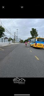 độc quyền nhận cọc va bán nhanh đường biển ,đường 7m5 sát bãi tắm non nước nhs , dt 90m2 ,hướng tây