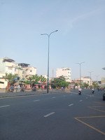 hẻm xe hơi phạm văn bạch vài phút qua ga t3 sân bay, 4x18m, 3 tầng, giá 6,7 tỷ.