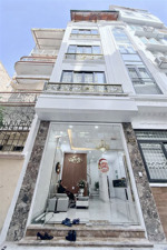 chùa bộc - 60m2 x7 tầng thang máy - full nội thất - an sinh tốt - chỉ cách phố 40m giá chỉ hơn 18