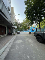 bán nhà phú diễn - móng 7 tầng- vỉa hè đá bóng - đường 12m .100mx4 tầng giá 31.5 tỷ