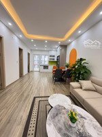 chị gái em cần bán gấp căn hộ tại kđt thanh hà , hà đông, 69m2 , full nội thất mới , toà mới hh03b
