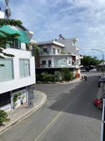 bán nhà đường b9 kđt vcn phước long 2. đã có sổ hồng. giá chỉ : 6,5 tỷ.