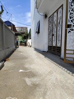 hơn 2 tỷ có nhà cuối thuỵ hương, chương mỹ ngõ nông rộng, ô tô đỗ cách khoảng 20m: 30m2x4 tầng, 3pn