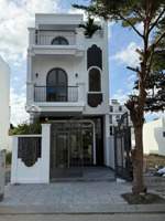 bán nhà mới hoàn thiện, 3 tầng _ gói 4 mỹ gia nha trang, sát biển thoáng mát, đường rộng 16m