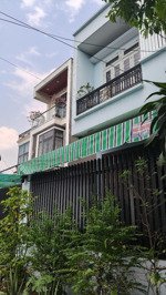 bán nhà đường phạm thị giây gần ngã ba tô ký hóc môn