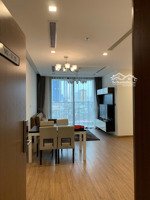 cho thuê căn hộ tại vinhome metropolis căn 2 ngủ, 79m2, full nội thất, giá 30tr, view nhìn ra hồ