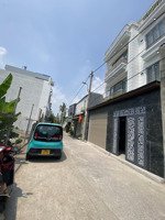 4 tầng 4pn gần gigamall phạm văn đồng hxh 6m tặng nội thất chỉ 8.9 tỷ thương lượng