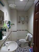 c/c nguyễn ngọc phương, bt, 60m2, 1pn, 1wc, nội thất, căn góc. 8tr5/th
