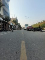 ngọc thụy long biên ,ô tô 7 chỗ- hàng hiếm xây ở đầu tư đẹp