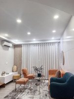 cho thuê nhiều căn hộ oriental plaza, tân phú, 83m2 2pn giá 11,5tr và 115m2 3pn giá 14tr.