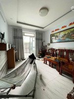 bán đất tặng nhà 3 tầng , 67.7m2 , hxh , 4pn , hàng xóm vinhomes , chỉ với 6.x tỷ