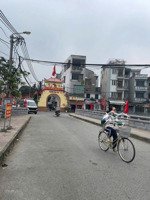 35m², 5.5 tỷ, ô tô đỗ cửa xa la phúc là, hđ. cạnh siêu thị gần cổng làng, 