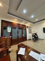 bán nhà phố phương mai- đống đa- ngõ ô tô -lô góc - mặt tiền rộng- nhà 5 tầng dân xây -cách phố 20m