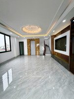 nhà lô góc 2 mặt thoáng thang máy ô tô tránh vừa ở vừa kinh doanh