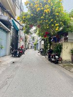 giáp q10-nhà 3 tầng-92m2-hxh-4,8x18-nở hậu-giá hơn 10tỷ