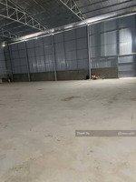 cho thuê kho xưởng cự khối- long biên 800 m2mặt tiền 10m - trần cao 8.5m giá 70k /m2