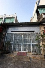 mặt tiền đường 30m đối diện công viên 80m ngang hơn 4m dòng tiền 200tr/năm nhỉnh 13 tỷ