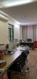 cho thuê nhà 60m*5.5 tầng, láng trung (ngõ 107 nguyễn chí thanh), đống đa, giá 25 triệu.