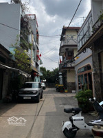 bán nhà bến vân đồn quận 4 - hẻm ôtô - 60m2 - 9 tỷ - bề ngang 4m