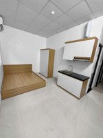 bán căn góc mới xây 5tầng 60m2 cạnh chợ văn la thang máy dòng tiền thu về 32tr/ tháng giá 11,1 tỷ.