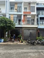 nhà 3 lầu giáp làng đại học quốc gia phường đông hòa, tp.hcm vị trí đẹp, sát đại học quốc gia tp