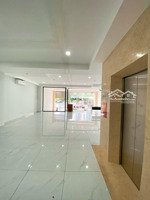 bán chdv tôn đản quận 4, 150m2, ngang 5 dài 30, 4 tầng thang máy, dòng tiền 120t/t, 21.5 tỷ