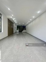 cho thuê nhà 2 tầng 1 tum mặt tiền đường: phan văn định - 3pn - 4wc - mới đẹp