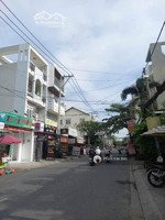 bán nhà 3 lau mặt tiền thông kinh doanh buôn bán sát gigamail hiệp bình chánh . chợ hiệp bình