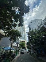 bán nhà 3 tầng lê thước, sơn trà. 90m2 ngang 5m. vài bước chân ra biển, giá siêu tốt khu vực biển