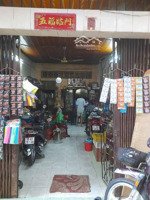 bán nhà 2 tầng đường bãi sậy,sau chợ bình tây,hẻm 3m,cách mặt tiền 30m.