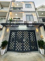 cần bán nhà đẹp ngang 5,5m huỳnh tấn phát - hàng xóm phú mỹ hưng - nhỉnh 5tỷ.