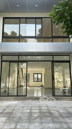 chính chủ cho thuê nhà mặt phố 2 tầng khu đấu giá phương canh - đường 12m - 18 trđ/tháng