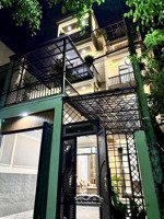 nhà phố view sông vàm thuật, dt:6.5mx14m, nở hậu 8.5m, 4pn, sân ô tô, phòng thờ, sân thượng, 7.9 tỷ